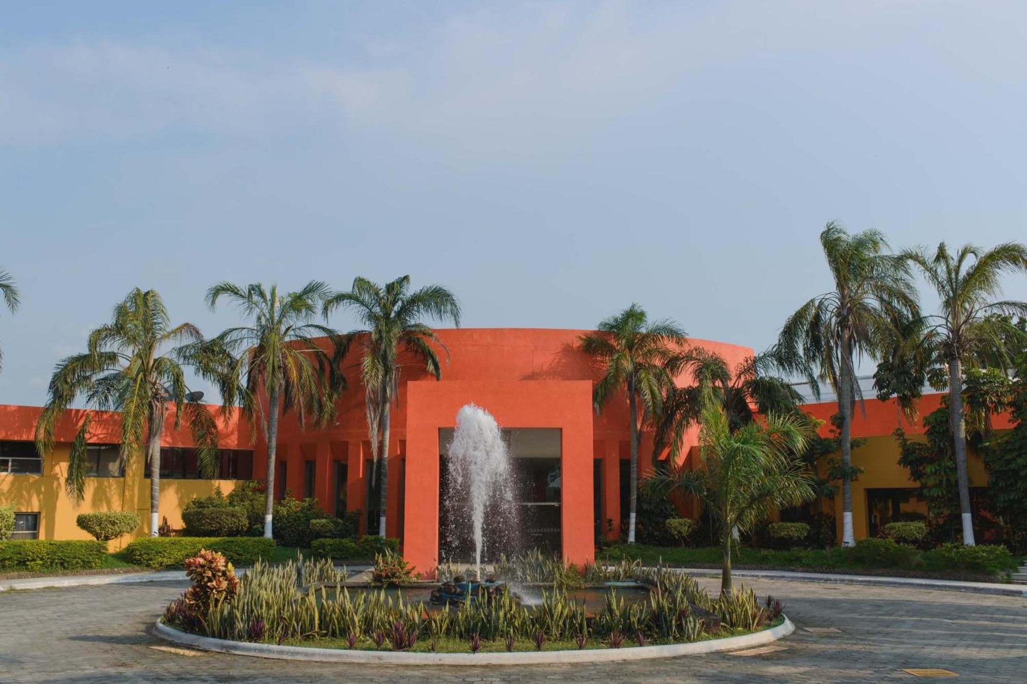 Hotel Terranova Coatzacoalcos Extérieur photo Entrance to the hotel